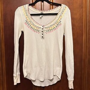 We The Free longsleeve thermal embroidered trim neck. Medium.